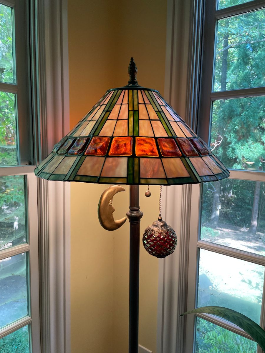 Tiffany Style Floor Lamp