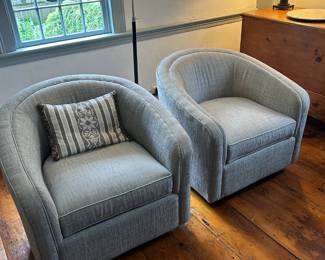 2Room  Board Swivel Chairs