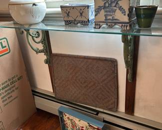 Iron Bracket Glass Shelf