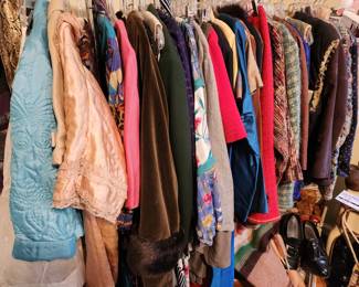 Vintage Ladies Clothing