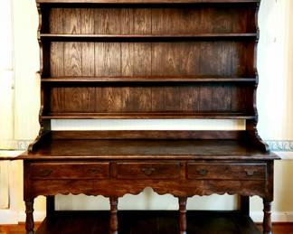 Vintage Sidboard with Hutch bid #20