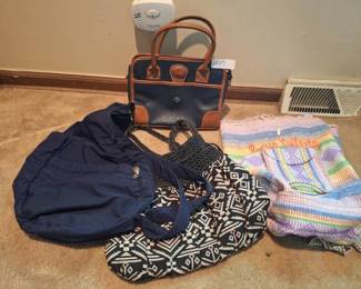 Lot of Women's Hand Bags