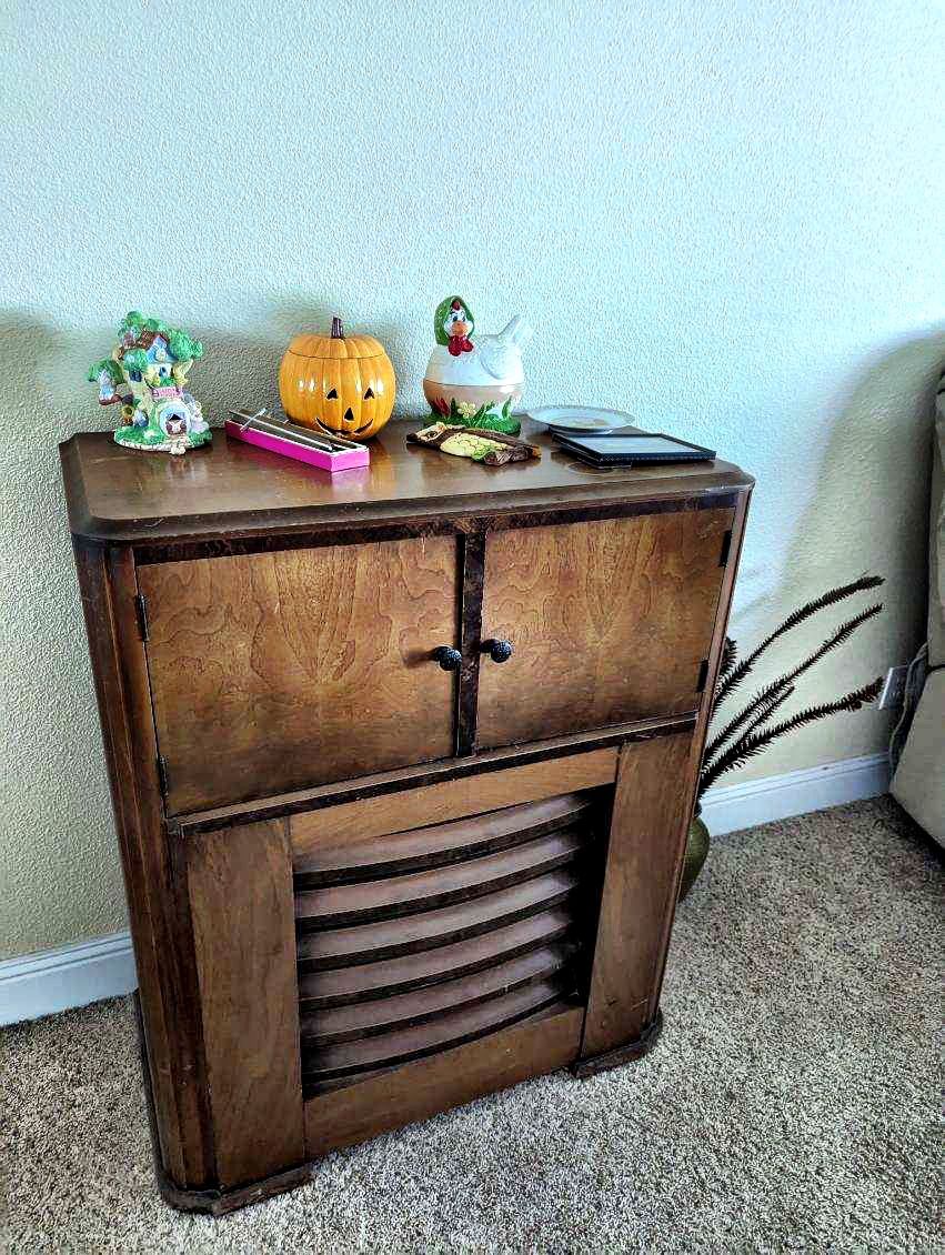 Country Estate Sale in Winton by Grace &... starts on 10/6/2023