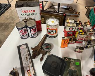 VINTAGE OIL CANS AND MORE 