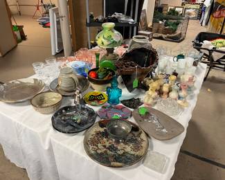 LOTS OF GREAT POTTERY 