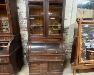 beautiful antique roll desk 