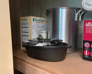 Large Wagner Dutch oven $75