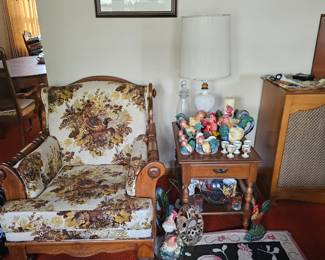 LIVING ROOM CHAIR-ROOSTER COLECTION