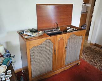 VINTAGE STEREO