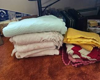 BED COVERS AND BLANKETS