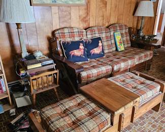 SOFA- COMBINATION FOOT STOOL COFFETABLE