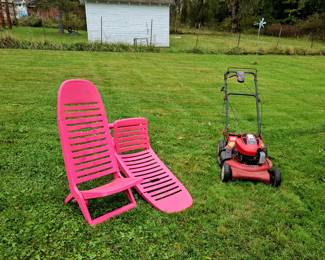 LAWN CHAIRS