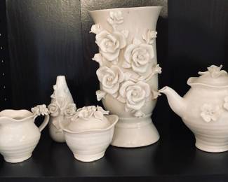 Selection of Porcelain Items.