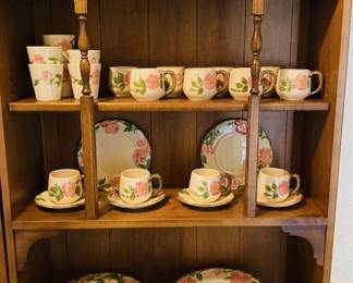 Vintage Franciscan wear  "Desert Rose" Dishes. 109 Pieces.