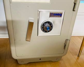 Vintage Sentry Fire Resisant Safe.