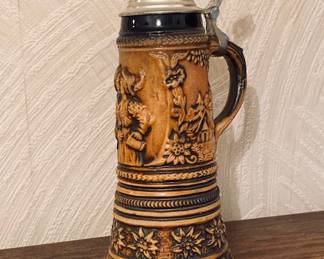 Vintage German Beer Stein Mapsa Swiss Music Box.
