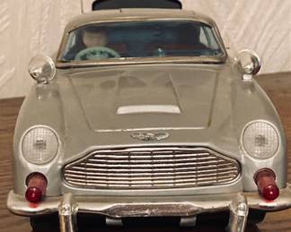 Vintage Collectable James Bond Aston Martin 1964 RC Car. Gilbert Productions.