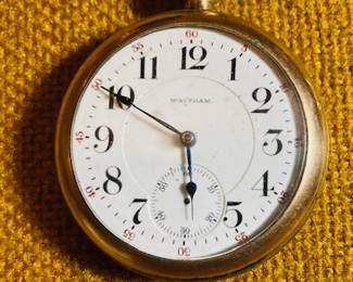 Vintage Waltham Hunter Case Gold Pocket Watch.
