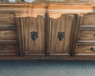 Mid Century Walnut Sideboard Cabinet. Top Condition.