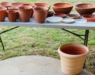 Large Selection of Flower Pots, Lawn and Garden Items.