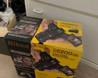 Nikon D5200!
