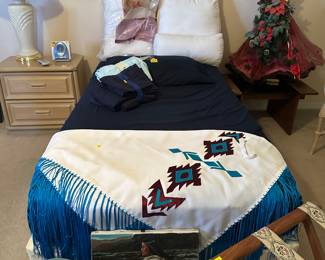 Twin temperpeadic adjustable bed 