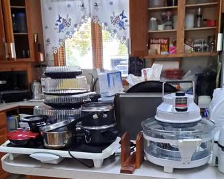 Assorted Kitchenware; Flat Grill; Bakeware; Storage; Pots & Pans, Galloping Gourmet and much more!