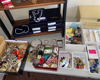 Plenty of jewelry options