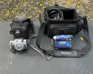 SONY easy cam camera and Kodak EasyShare camera.