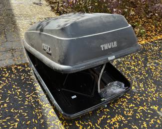 THULE car  luggage carrier.