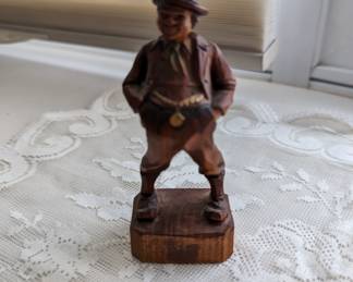 Vintage handcarved wooden Hawaiian island figurine.