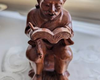 Vintage hand carved wooden Hawaiian island figurine.