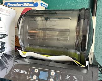 Chef's Elite marinating machine