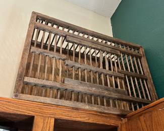 Vintage primitive chicken crate