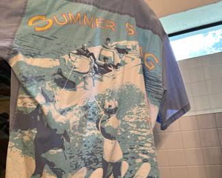 Vintage GAP "Summer Skiing" shirt