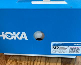 Hoka size 7.5 women's shoes