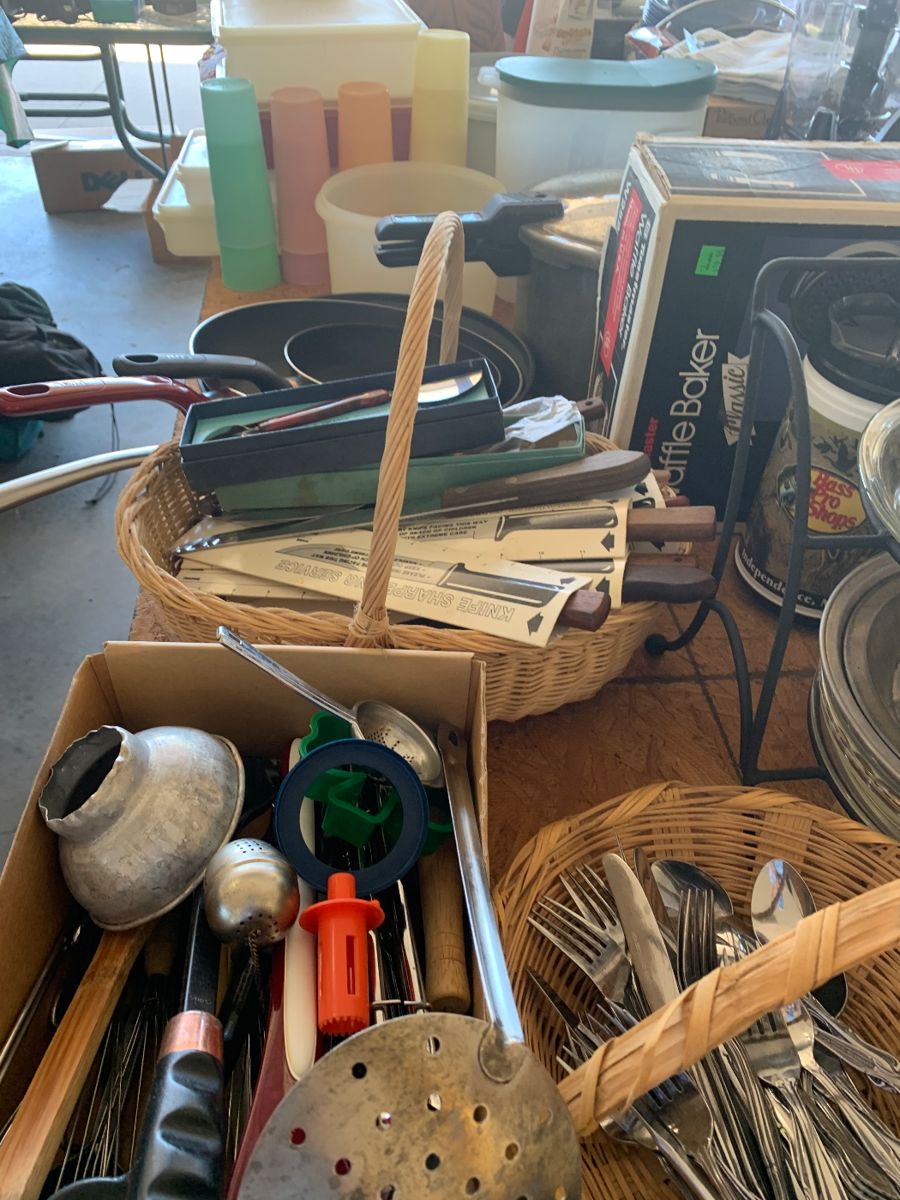 Large Estate Sale in Harrisonville, MO starts on 10/13/2023