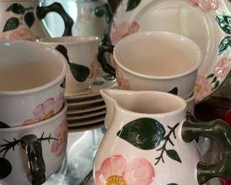 Villeroy & Boch Wild Rose pattern