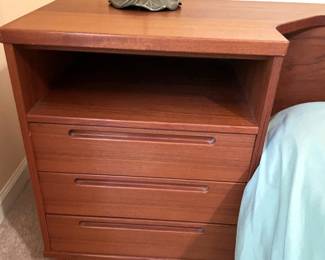 Mid-century Modern bedroom set