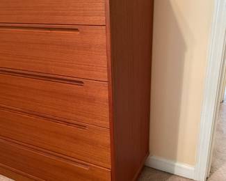Mid-century Modern bedroom set, chest of drawers
