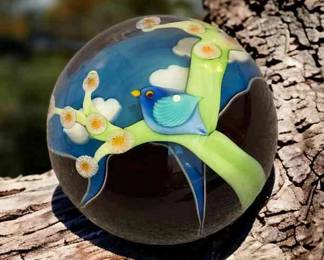 1978 Oriente Flume Paperweight in a Longaberger Basket