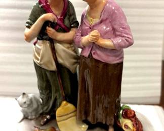 Bruno Merli Gossiping Grannies Figurine