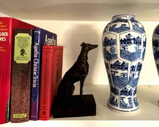 Pari of Blue White Ceramic Vases RL Other Items