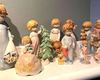 Enesco Figurines . Music Box