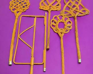 Rattan Newspaper Reader Blanket Beaters