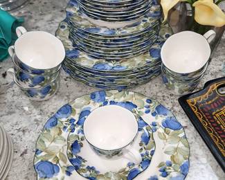 Nikko dinnerware