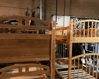 Beautiful wood bunkbeds