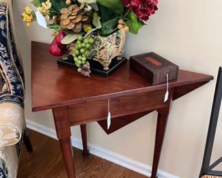 Drop Leaf Triangle Table