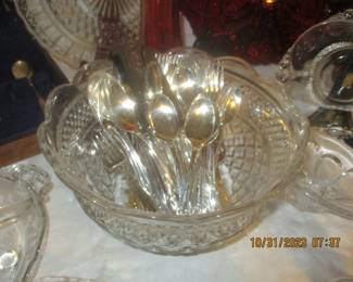 Rogers & Bros daylight Lady Elegant Silver plate flatware and Wexford bowl