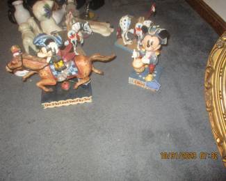 Disney Jim Shore figurines